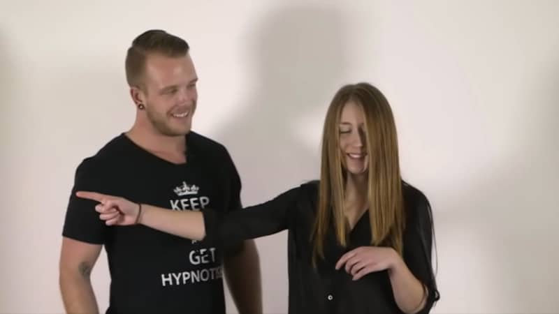 Rory Z Fulcher hypnotising a young girl to be hypnotically drunk, and performing the 'touch your nose' sobriety test